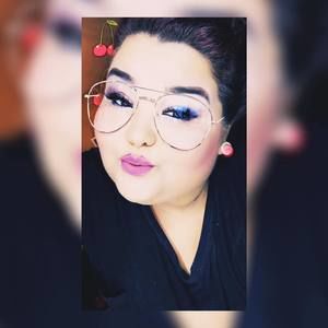 Meet your Posher, Sonia